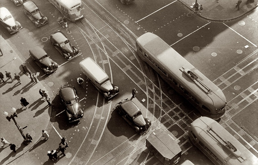 An aerial view from 1939 of 14th Street and Pennsylvania Avenue, in Washington, D.C., shows early street markings. Via shorpy.com.