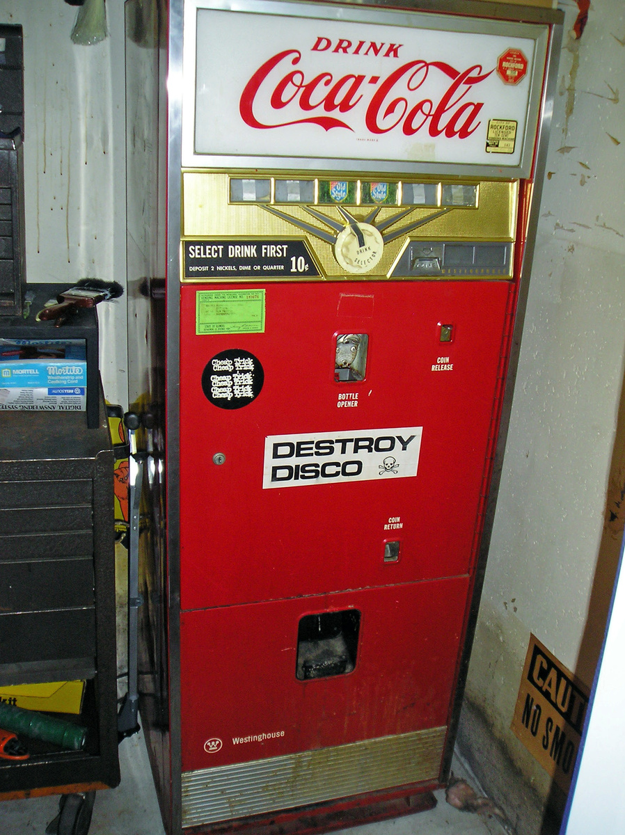 Classic Coke Machine